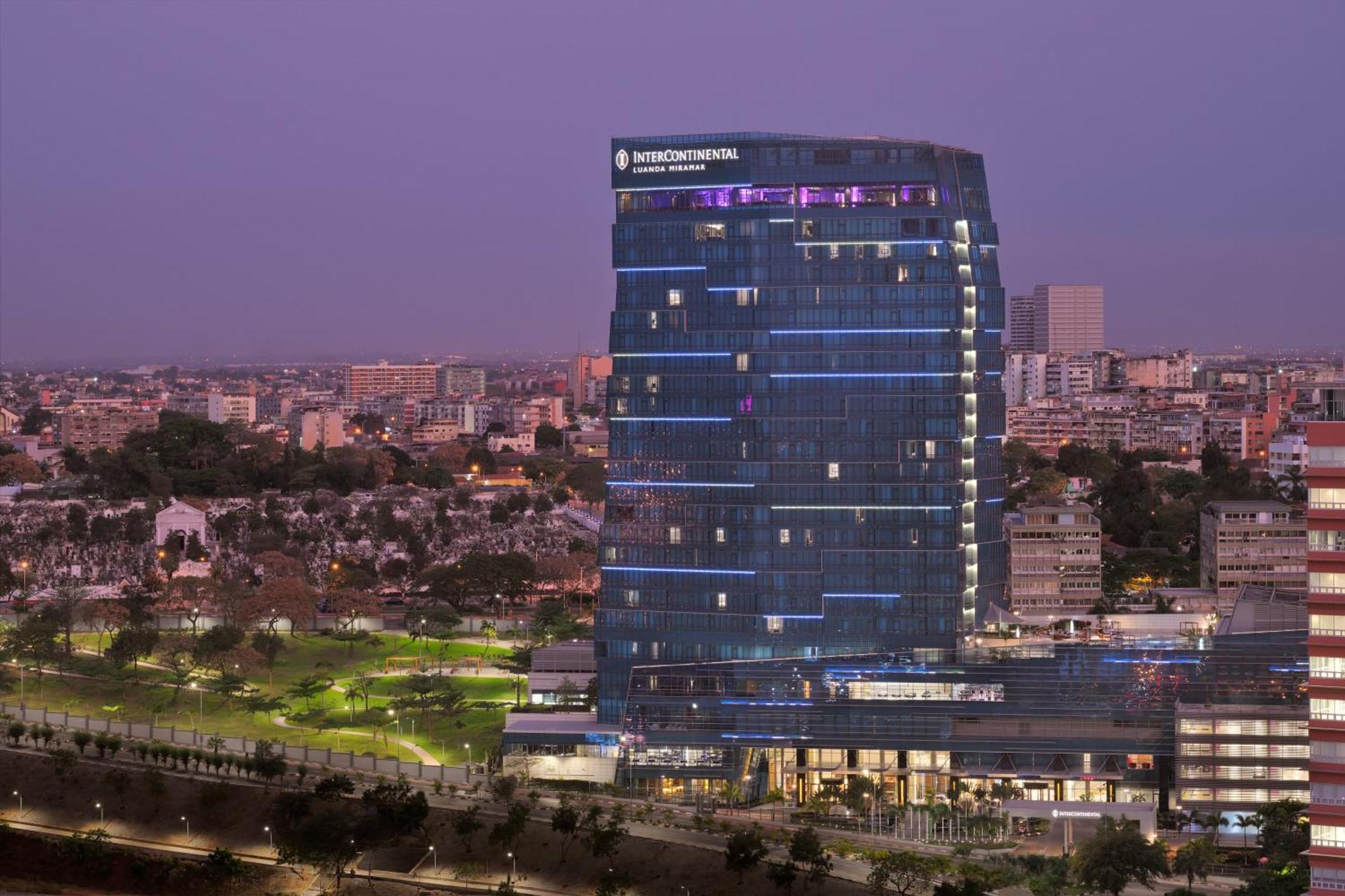 Intercontinental Luanda Miramar By Ihg Hotel Buitenkant foto