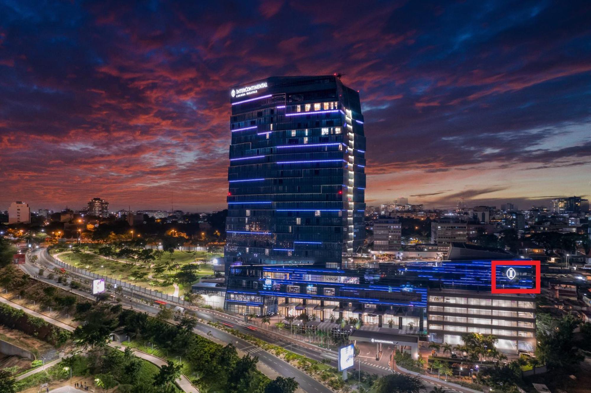Intercontinental Luanda Miramar By Ihg Hotel Buitenkant foto